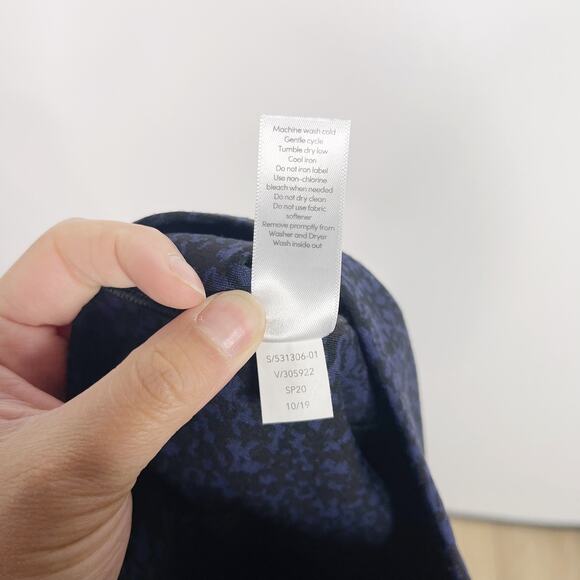 Athleta S Blue Black Salutation Stash Pocket Gravel 7/8 Tight Workout Legging - Picture 10 of 11